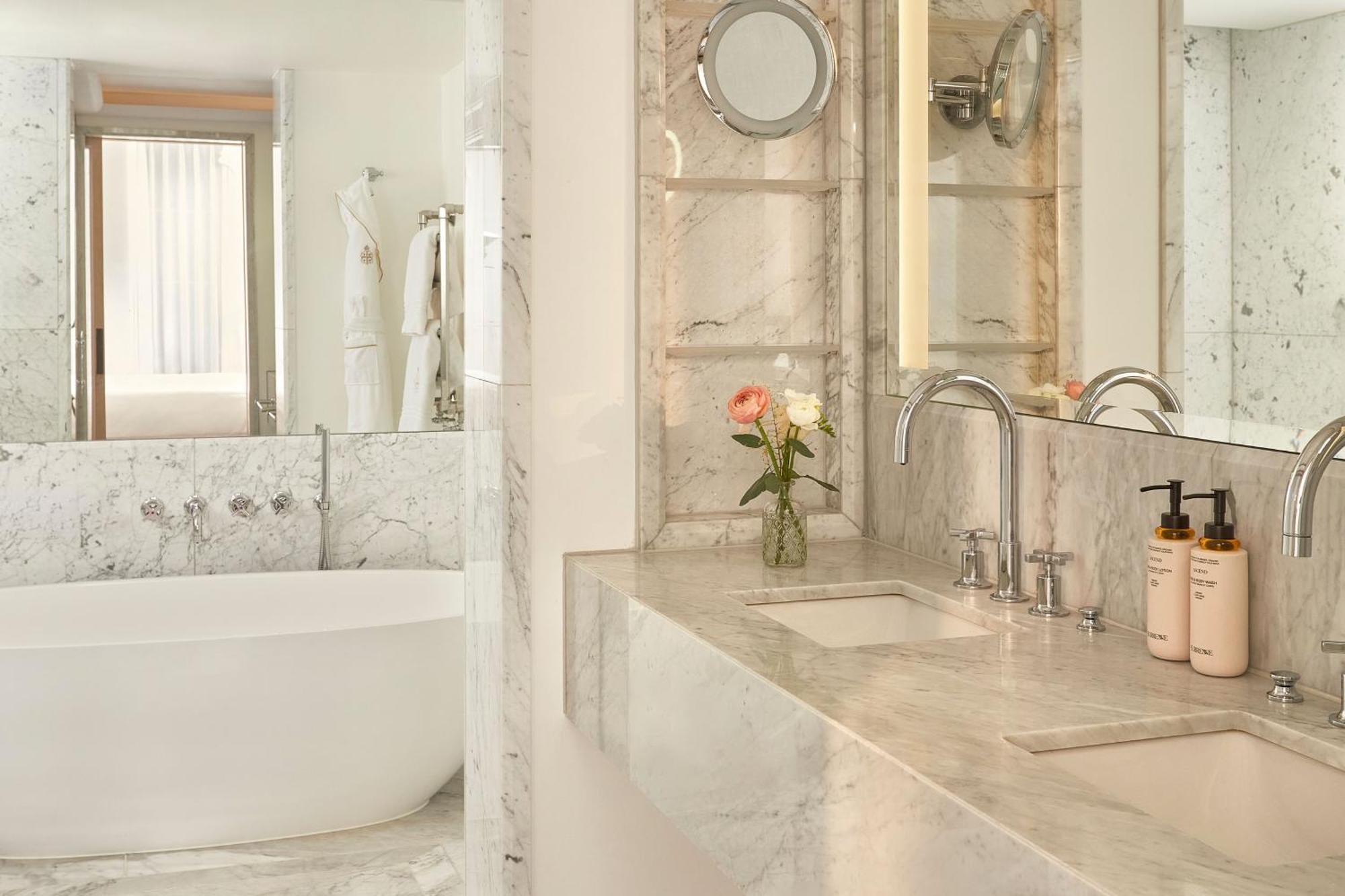 Claridge's, Maybourne 5* London